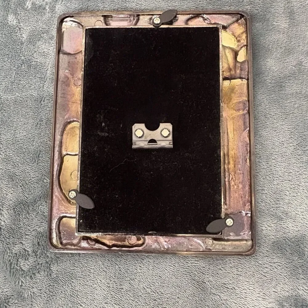 Classic Golf Metal Picture Frame with Golf Theme 3D Design Fits 3 1/2